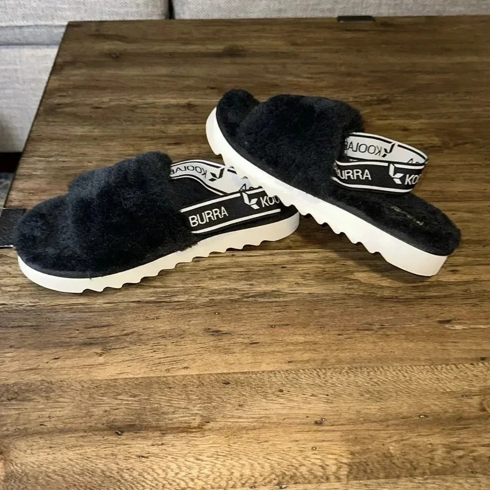 Koolaburra by Ugg Boots Girls Size 2 Fuzzy Shoe